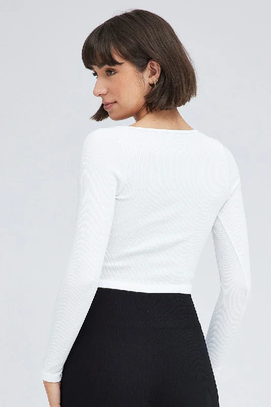 White Top Long Sleeve Scoop Neck Seamless