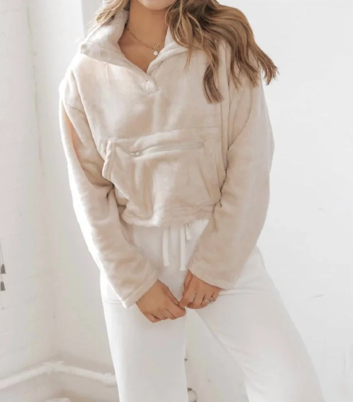 Button Up Fleece Pullover Jacket In Cream