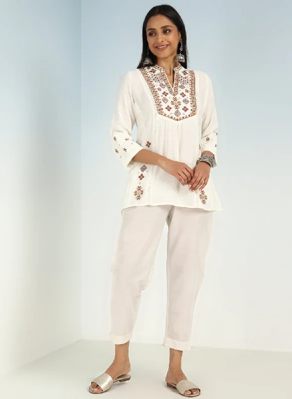 Ivory Tunic with Front Yoke Embroidery Detail