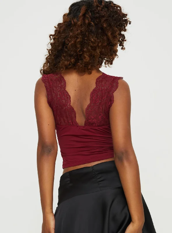 Typha Top Burgundy