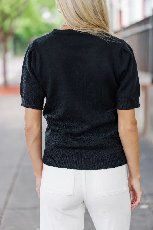 Crowd Pleaser Black Short Sleeve Sweater